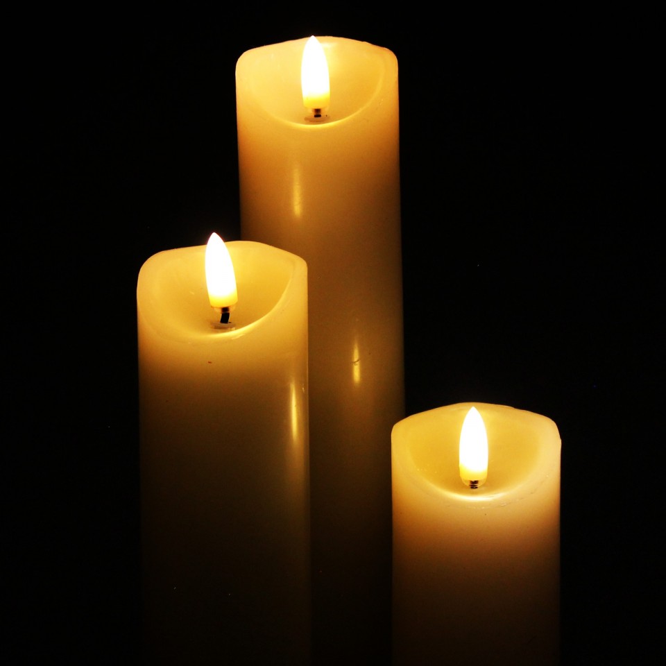  Flickabright Pillar Candles