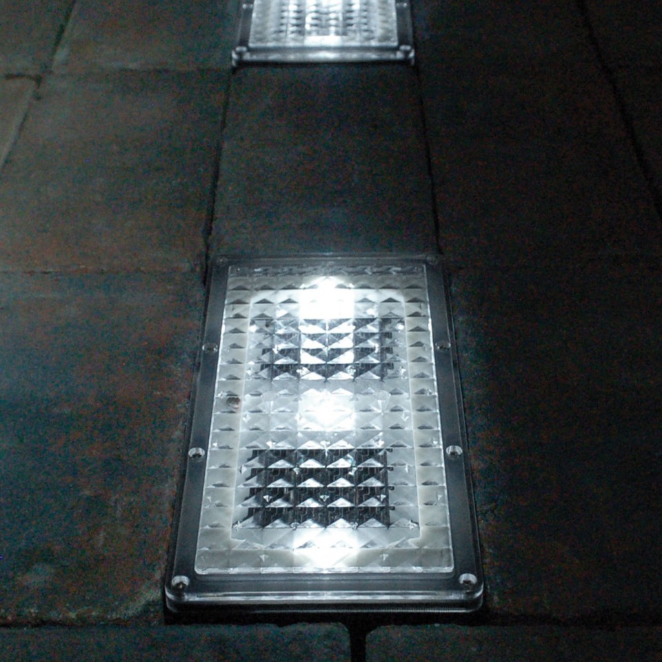  Paverlight Solar Brick Lights (2 Pack)
