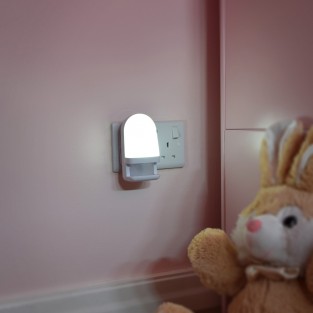LED Night Light With PIR Sensor
