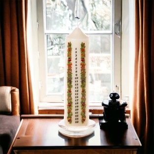 Ivory Pillar Advent Candle on Glass Plate with Festive Decorations 