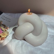 Decorative Grey Knot Soy Wax Vegan Candle 1 