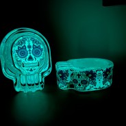 Glowing Sugar Skull Glass Dish  4 Glow after 1 hour