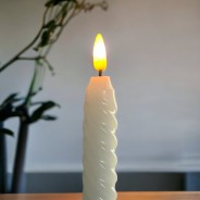 Pack of 2 LED Twist Dinner Candles - Ivory 2 