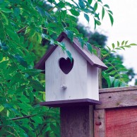 White Heart Bird Nesting Box