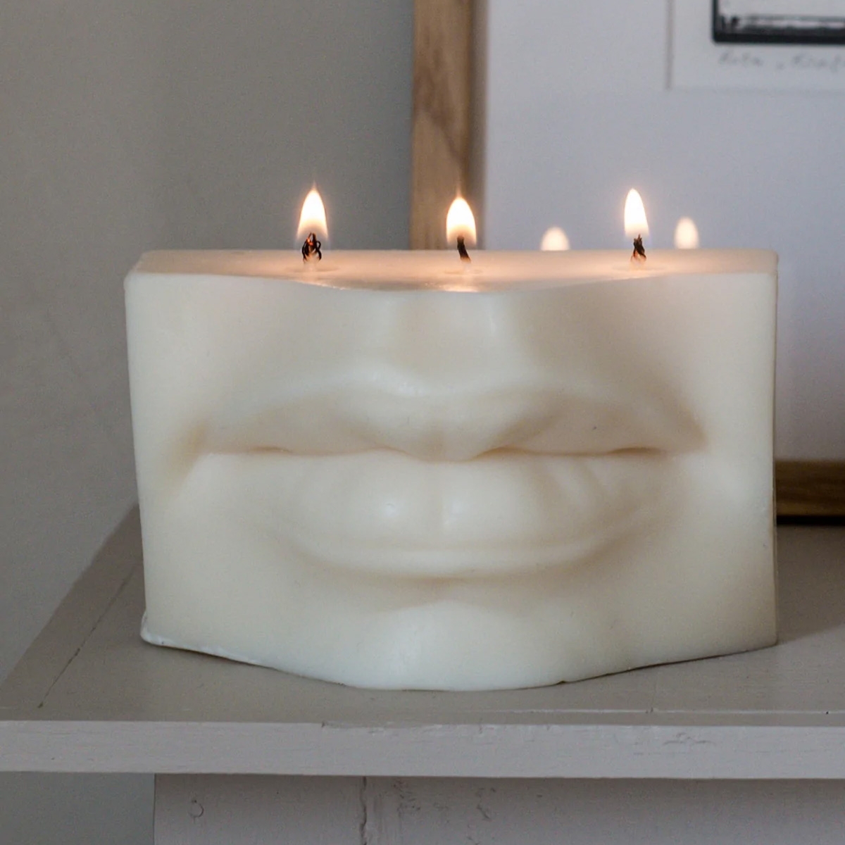 Davids Lips Soy Wax Vegan 3 Wick Candle In Ivory