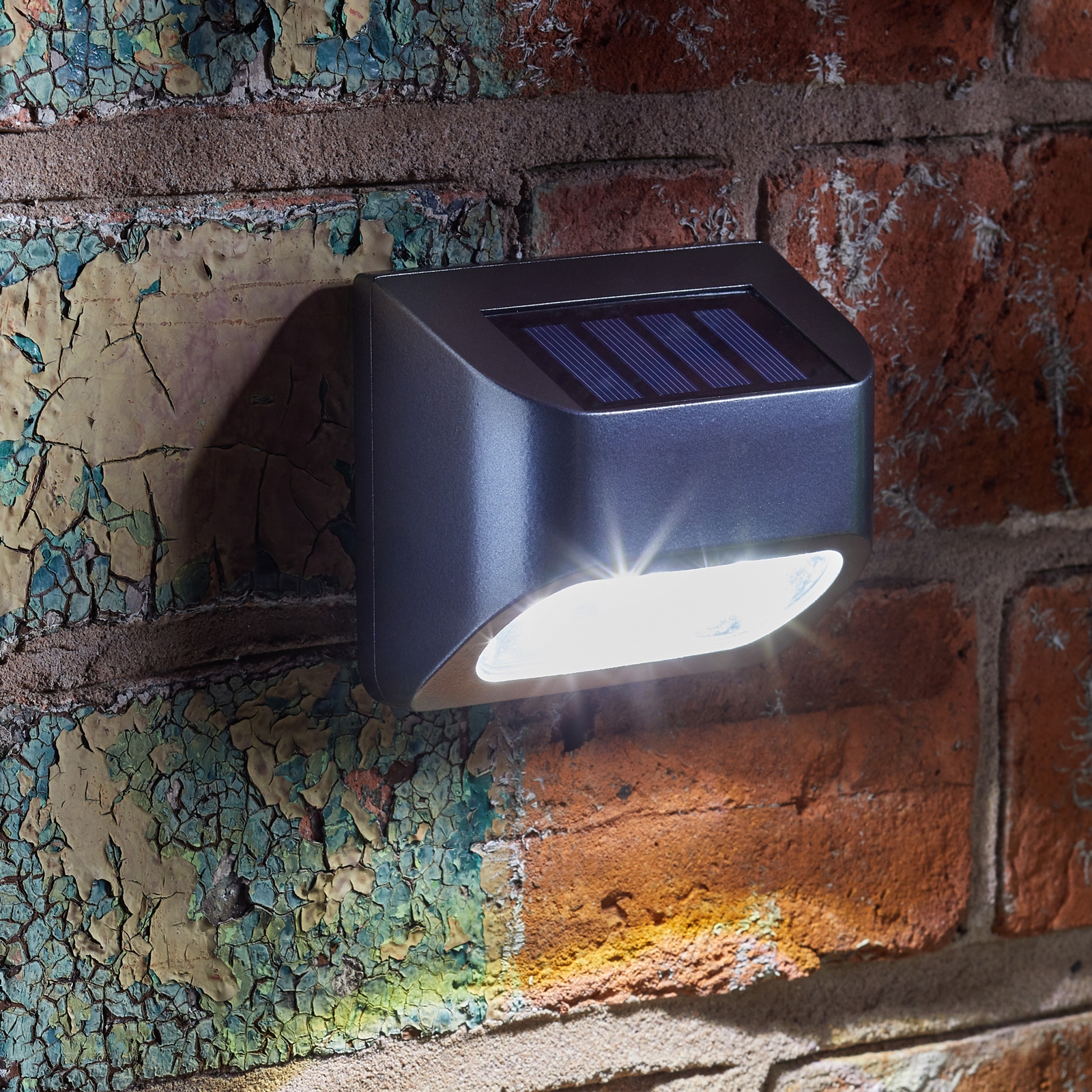 Click to view product details and reviews for Solar Premier Fence Wall And Post Light 4 Pack.